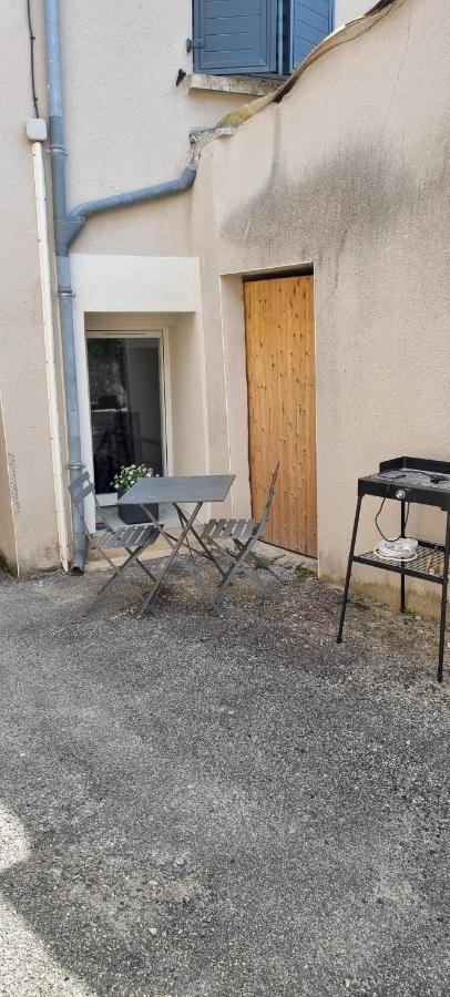 Appartement Chaleureux En Ardeche La Roche-de-Glun Bagian luar foto